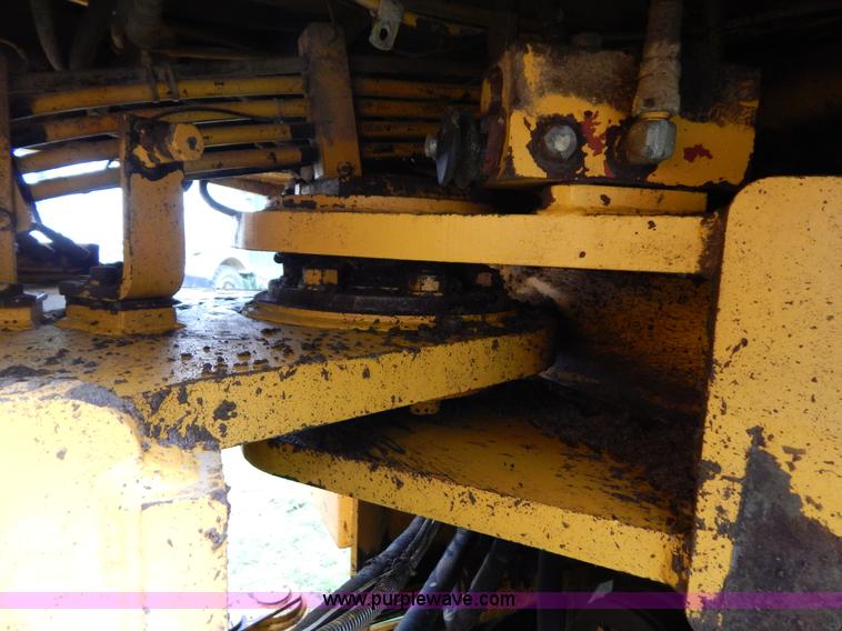 image for item G3205 1988 Kobelco LK900 wheel loader