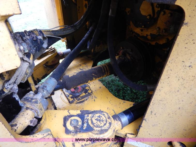 image for item G3205 1988 Kobelco LK900 wheel loader