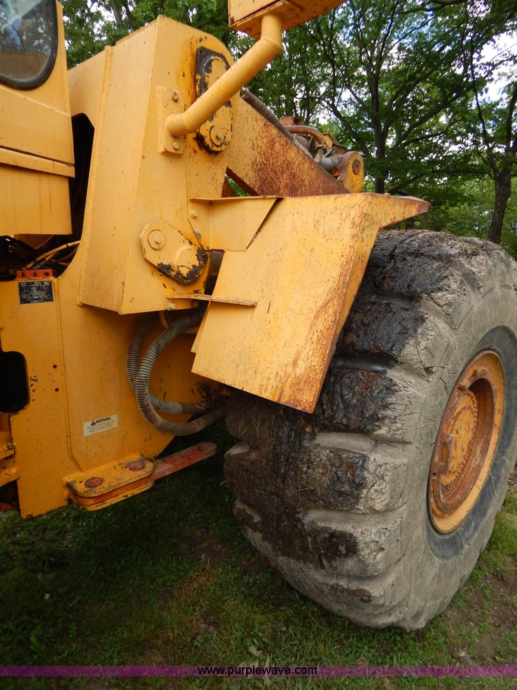 image for item G3205 1988 Kobelco LK900 wheel loader