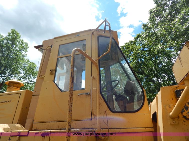 image for item G3205 1988 Kobelco LK900 wheel loader