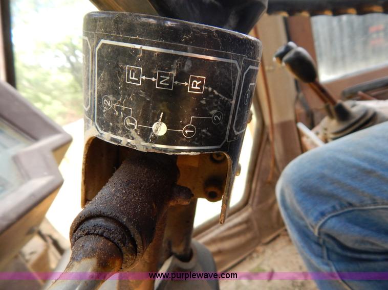 image for item G3205 1988 Kobelco LK900 wheel loader