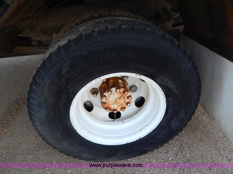 image for item G3218 1990 UD Nissan UD1800 rollback truck