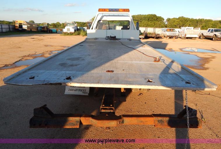 image for item G3218 1990 UD Nissan UD1800 rollback truck