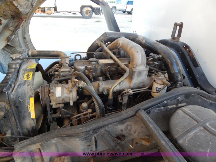 image for item G3218 1990 UD Nissan UD1800 rollback truck