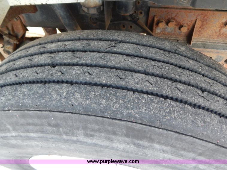 image for item G3221 1999 International 4900 Crew Cab railroad service truck