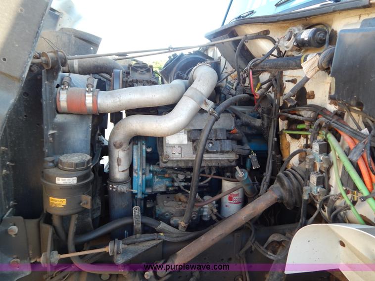 image for item G3221 1999 International 4900 Crew Cab railroad service truck