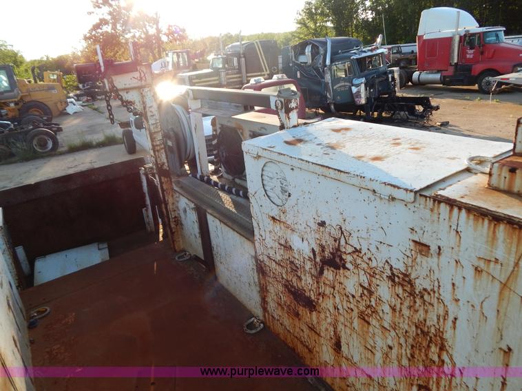 image for item G3221 1999 International 4900 Crew Cab railroad service truck