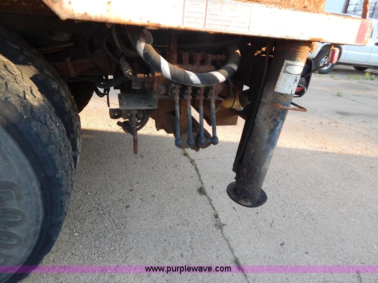 image for item G3221 1999 International 4900 Crew Cab railroad service truck