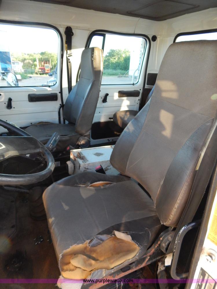 image for item G3221 1999 International 4900 Crew Cab railroad service truck