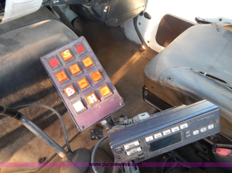 image for item G3221 1999 International 4900 Crew Cab railroad service truck