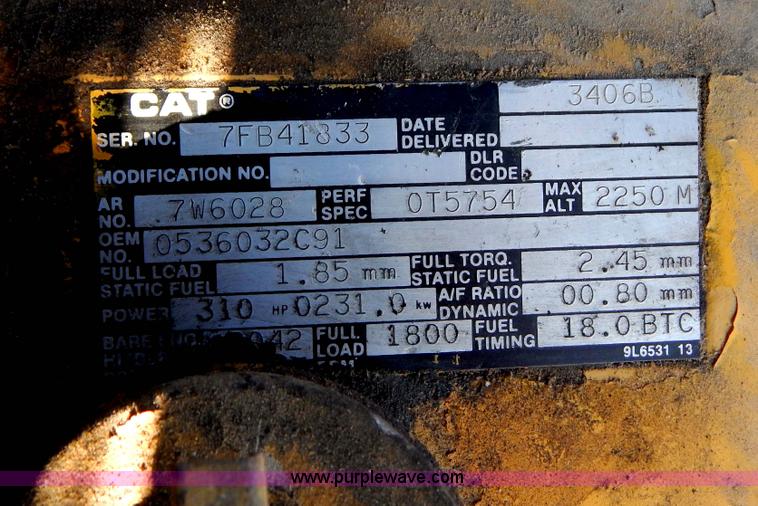 image for item G3222 1986 International F9370 wrecker truck