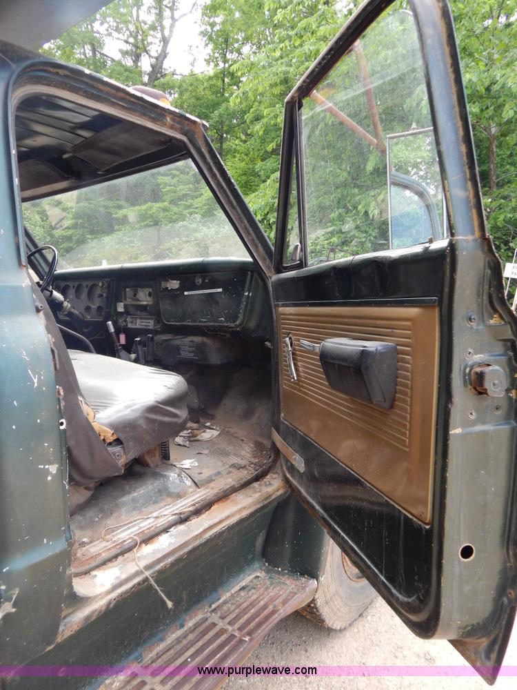 image for item G3227 1971 Chevrolet C50 dump truck