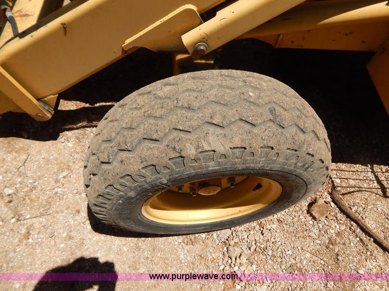 image for item G3228 1995 Ford 555D backhoe