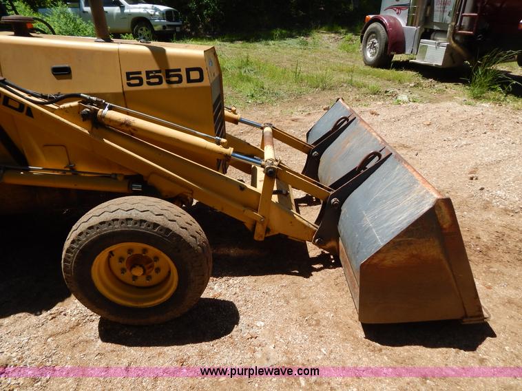 image for item G3228 1995 Ford 555D backhoe