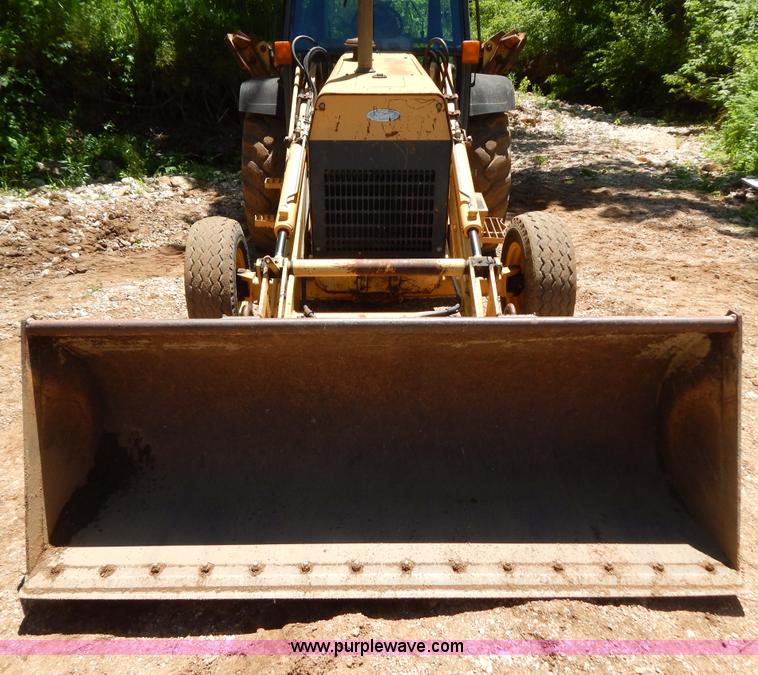 image for item G3228 1995 Ford 555D backhoe