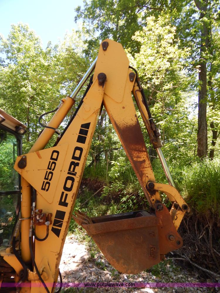 image for item G3228 1995 Ford 555D backhoe