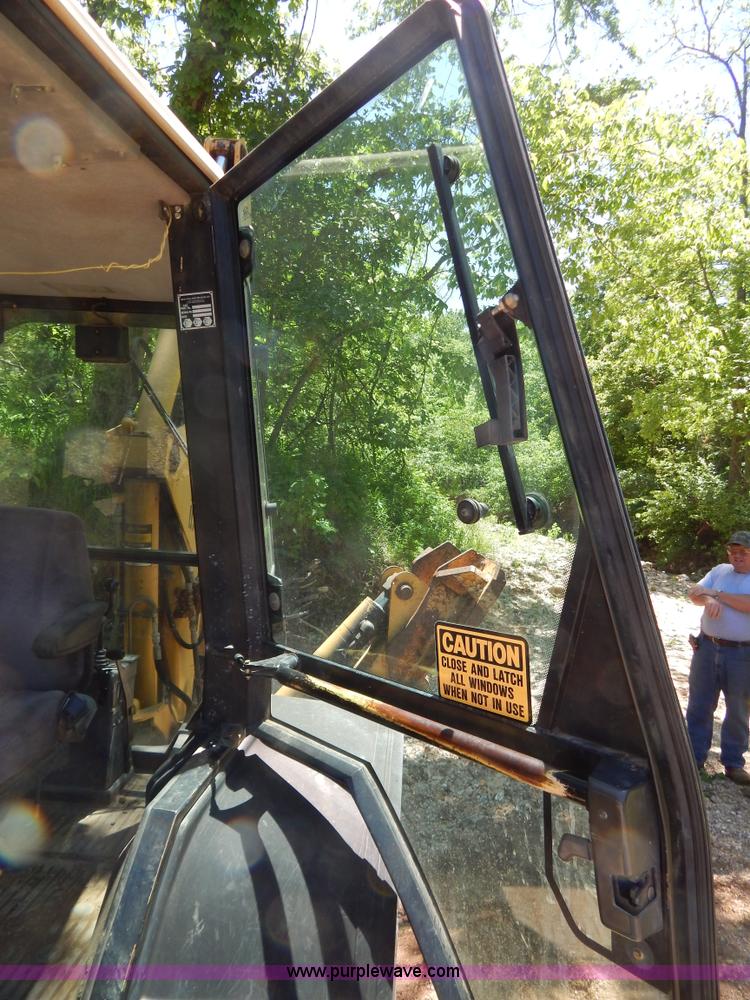 image for item G3228 1995 Ford 555D backhoe