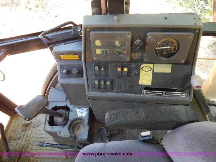 image for item G3228 1995 Ford 555D backhoe