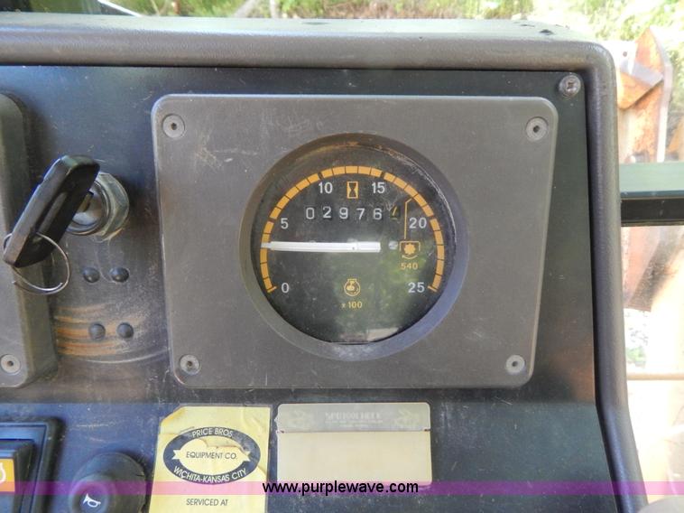 image for item G3228 1995 Ford 555D backhoe