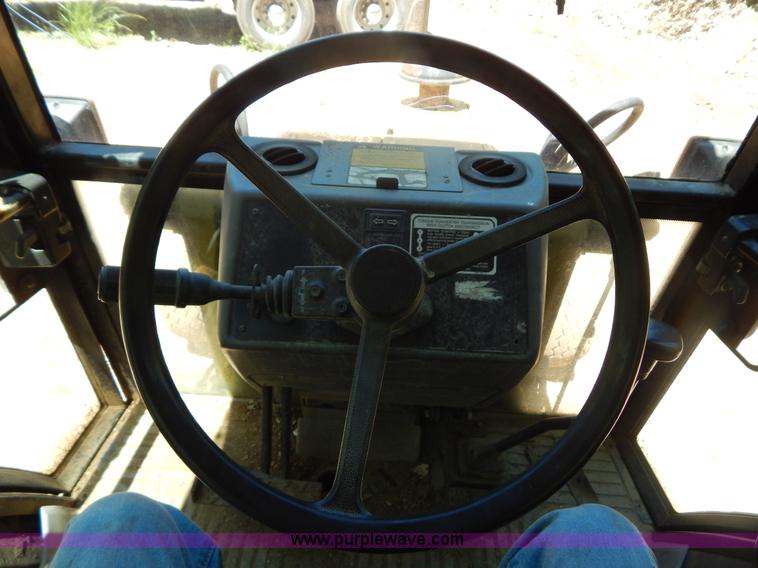 image for item G3228 1995 Ford 555D backhoe