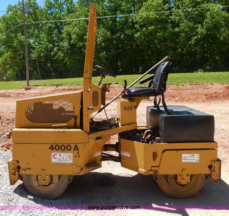 image for item G3229 1994 Mauldin Brothers 4000A double drum vibratory roller