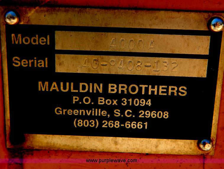 image for item G3229 1994 Mauldin Brothers 4000A double drum vibratory roller