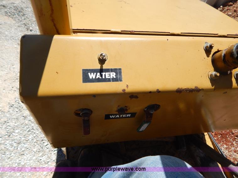 image for item G3229 1994 Mauldin Brothers 4000A double drum vibratory roller