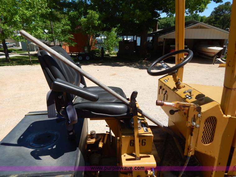 image for item G3229 1994 Mauldin Brothers 4000A double drum vibratory roller