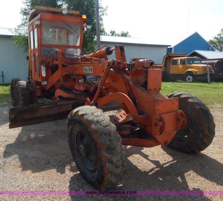image for item G3231 Galion 104B motor grader