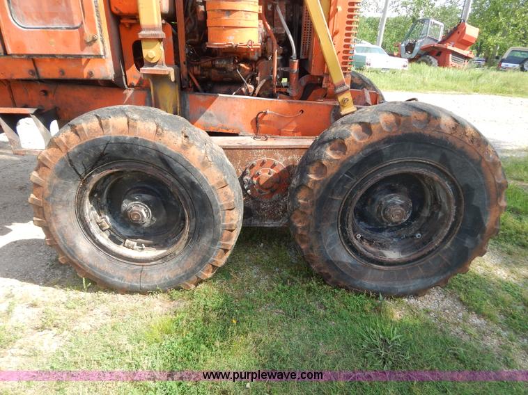 image for item G3231 Galion 104B motor grader