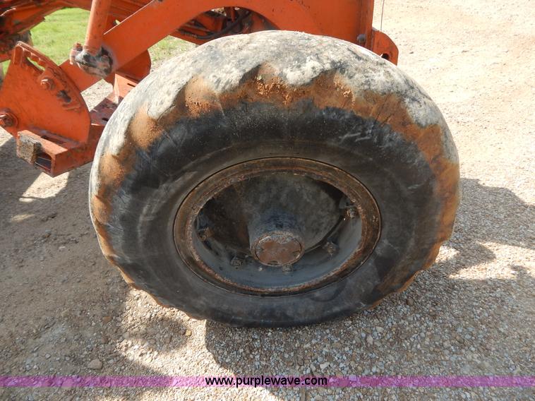 image for item G3231 Galion 104B motor grader