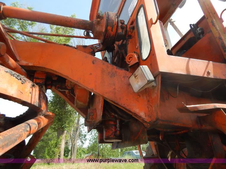 image for item G3231 Galion 104B motor grader