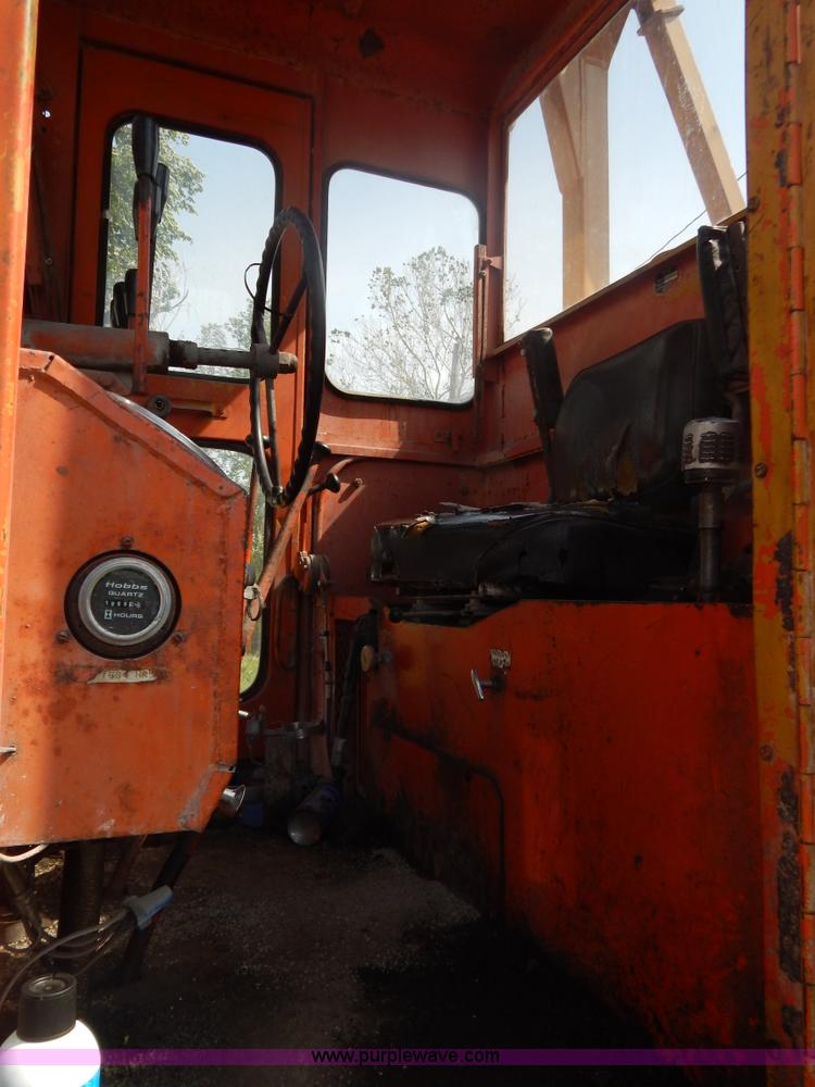 image for item G3231 Galion 104B motor grader