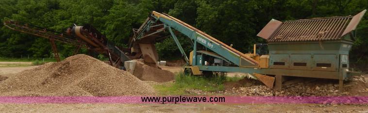 image for item G3232 1996 Viper 101 portable screen plant