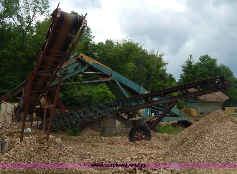 image for item G3232 1996 Viper 101 portable screen plant