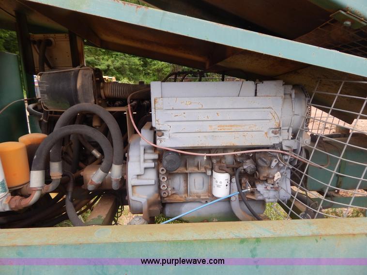 image for item G3232 1996 Viper 101 portable screen plant