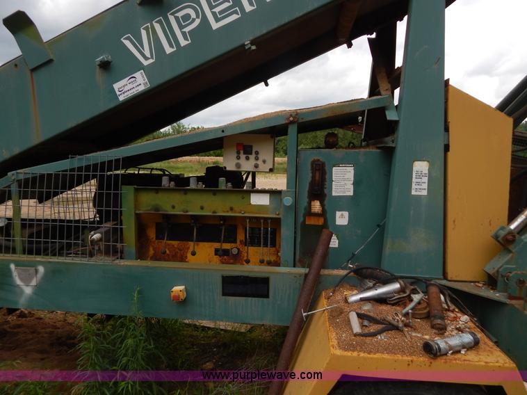 image for item G3232 1996 Viper 101 portable screen plant