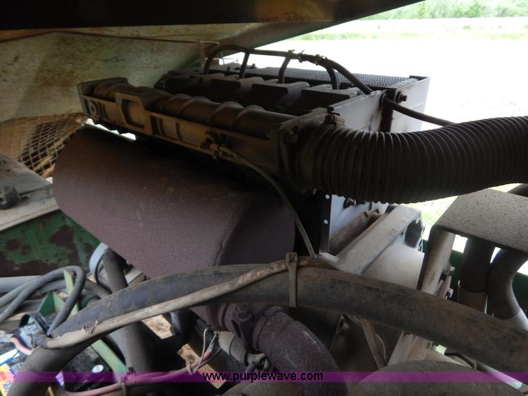 image for item G3232 1996 Viper 101 portable screen plant