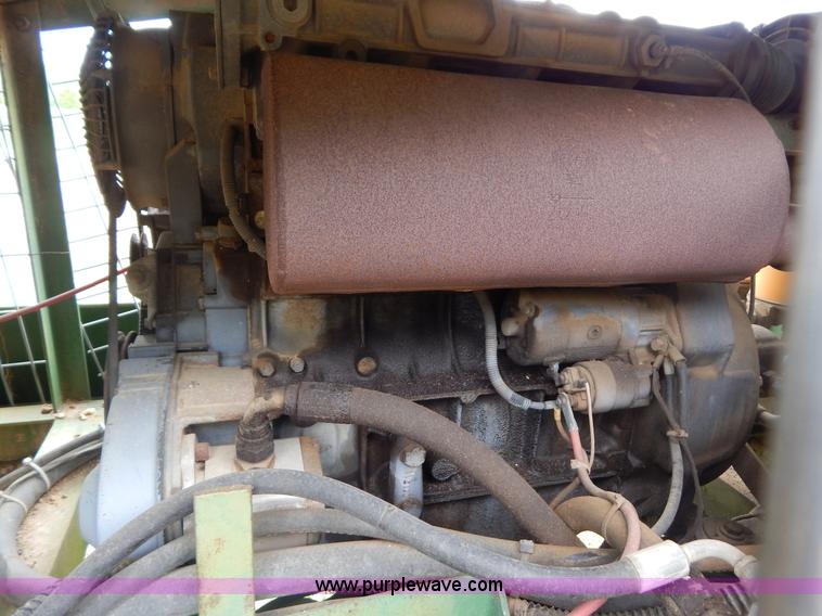 image for item G3232 1996 Viper 101 portable screen plant