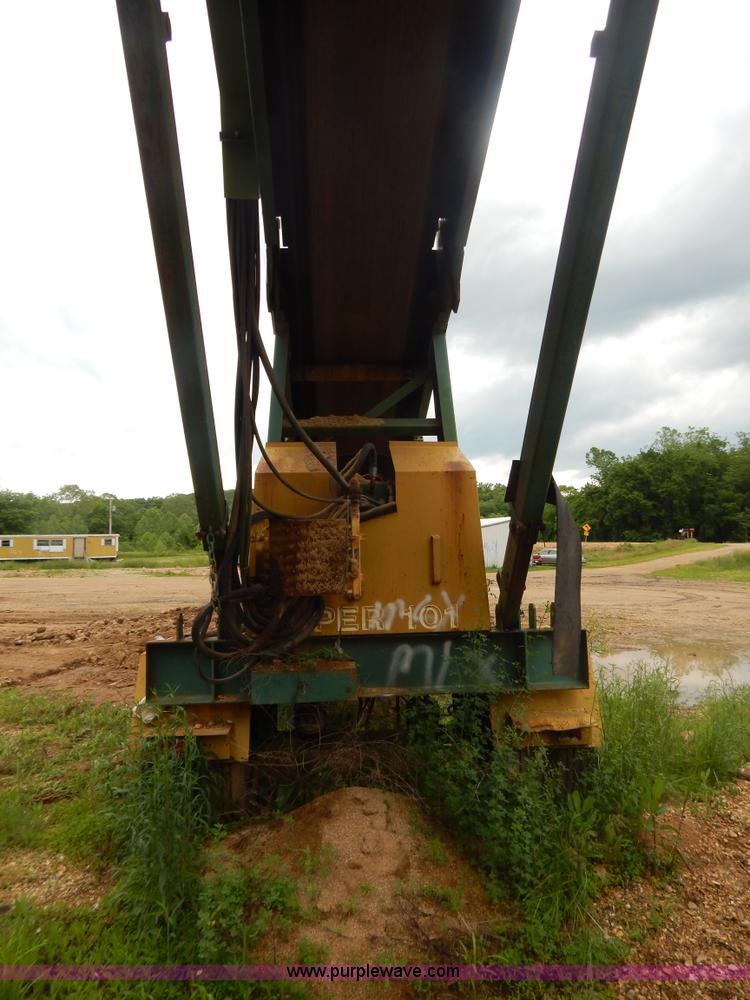 image for item G3232 1996 Viper 101 portable screen plant