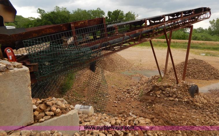 image for item G3232 1996 Viper 101 portable screen plant