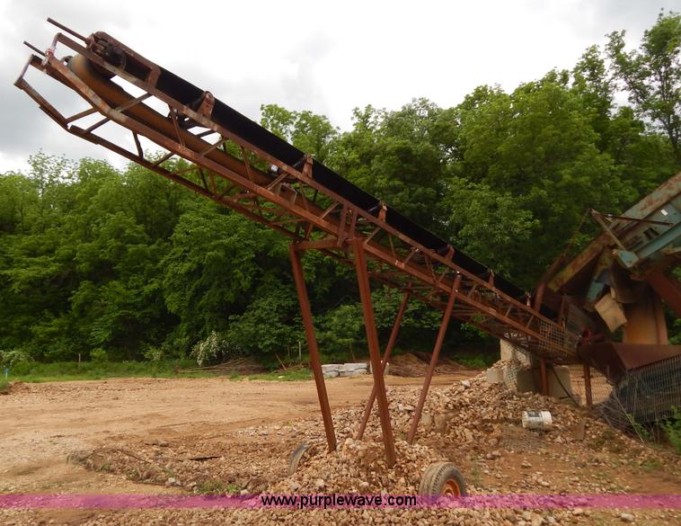 image for item G3232 1996 Viper 101 portable screen plant