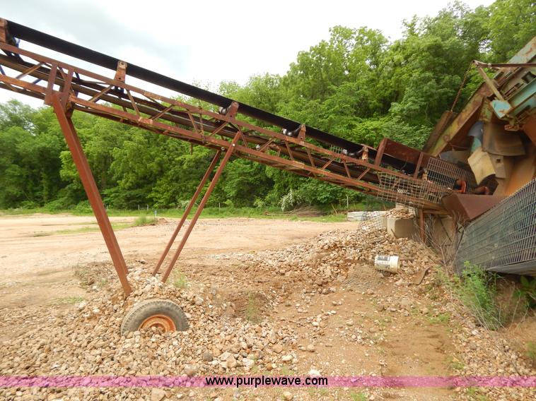 image for item G3232 1996 Viper 101 portable screen plant