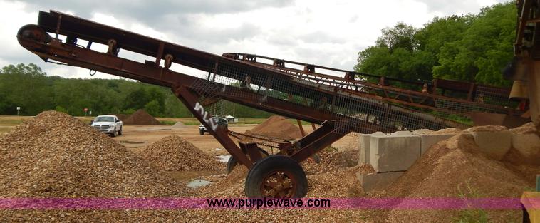 image for item G3232 1996 Viper 101 portable screen plant