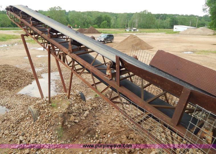 image for item G3232 1996 Viper 101 portable screen plant