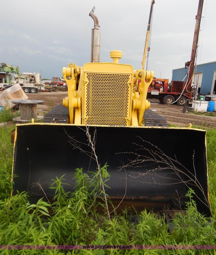 image for item G3236 1967 International 250B track loader