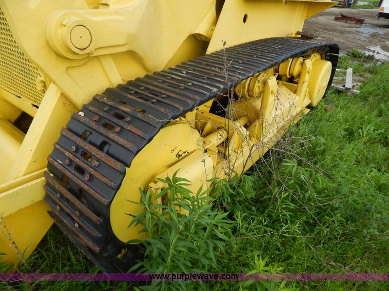 image for item G3236 1967 International 250B track loader