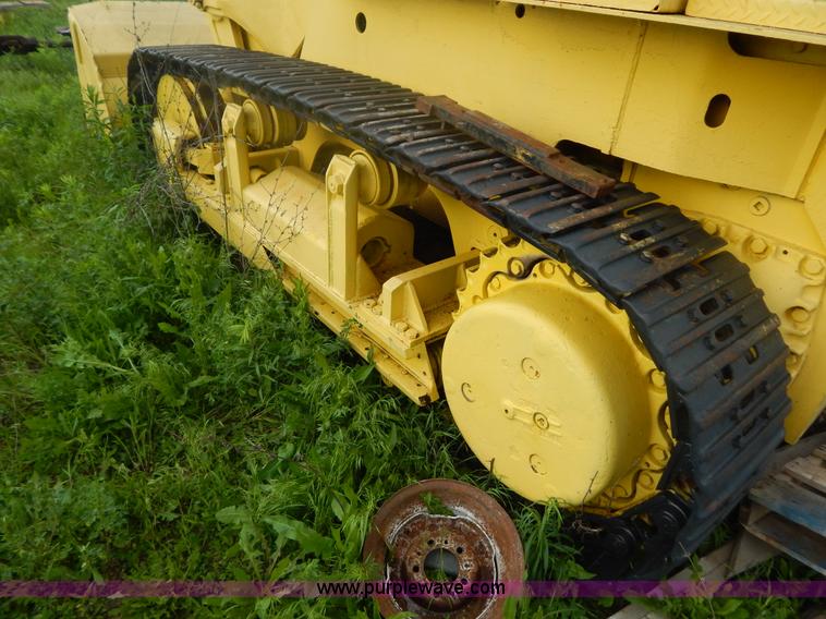 image for item G3236 1967 International 250B track loader