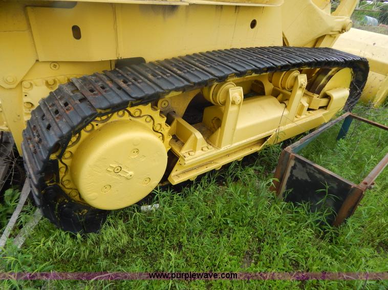 image for item G3236 1967 International 250B track loader