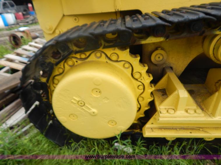 image for item G3236 1967 International 250B track loader